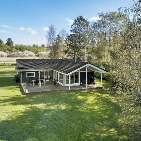 Modern In Scenic Natural Setting * Grevinge